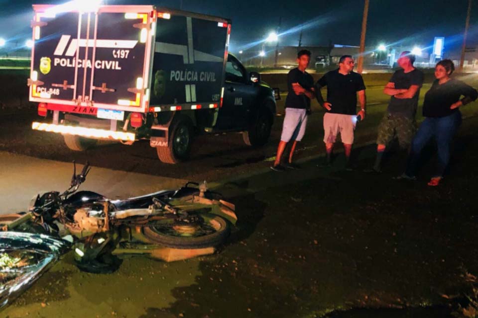 Motociclista morre após atropelar mulher grávida na BR-364