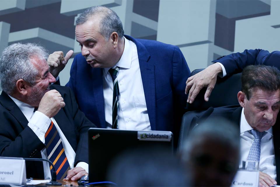 Comissão do Senado aprova projeto que prorroga desoneração da folha