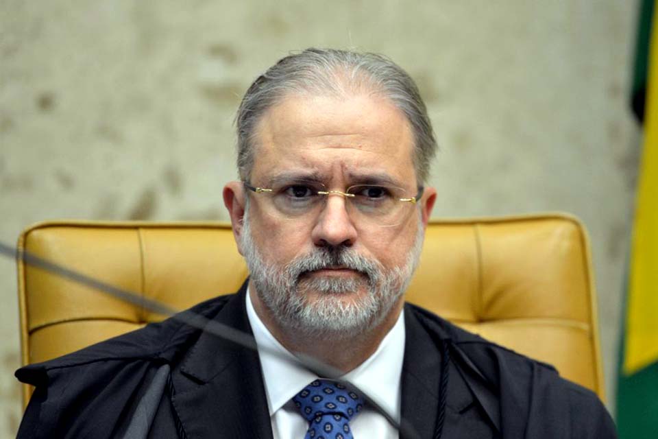 Augusto Aras defende respeito ao voto popular e às diferenças