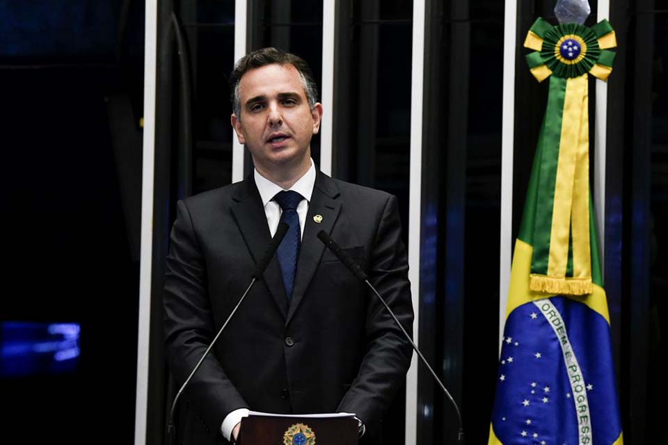 Pacheco defende compra direta de vacinas de covid-19 pelos estados