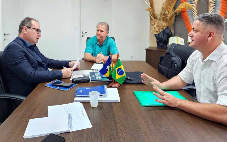 Camargo recebe convite para participar do 5° Agroshow de Machadinho do Oeste