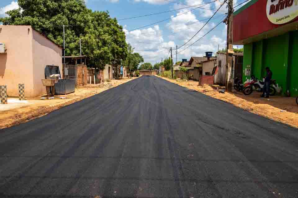 Prefeitura de Porto Velho alcança a marca de 22 quilômetros de ruas asfaltadas no bairro São Francisco