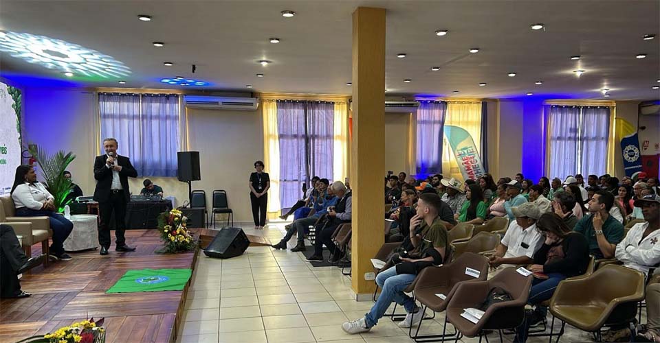 Rondônia une forças pela reciclagem e inclusão social no II Encontro Estadual de Catadores