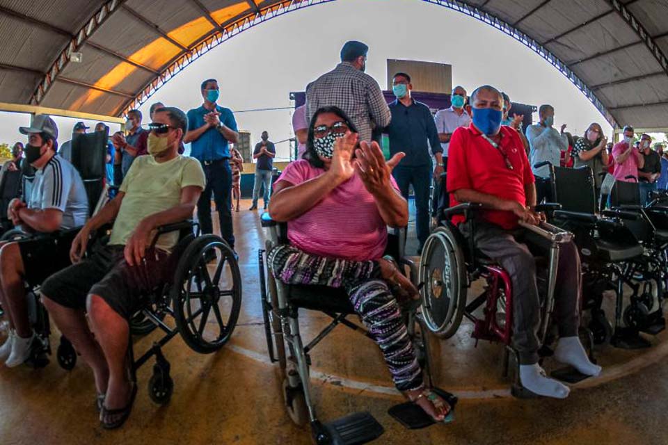 Equipamentos de mobilidade para pessoas com deficiência serão entregues para pacientes