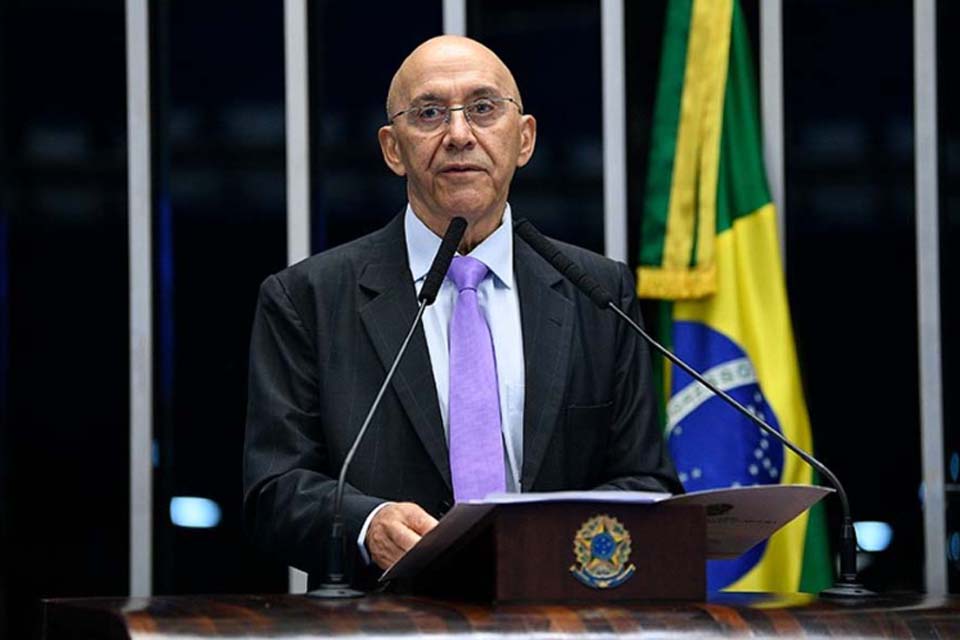 'A direita defende boas políticas e a esquerda também', diz Confúcio Moura