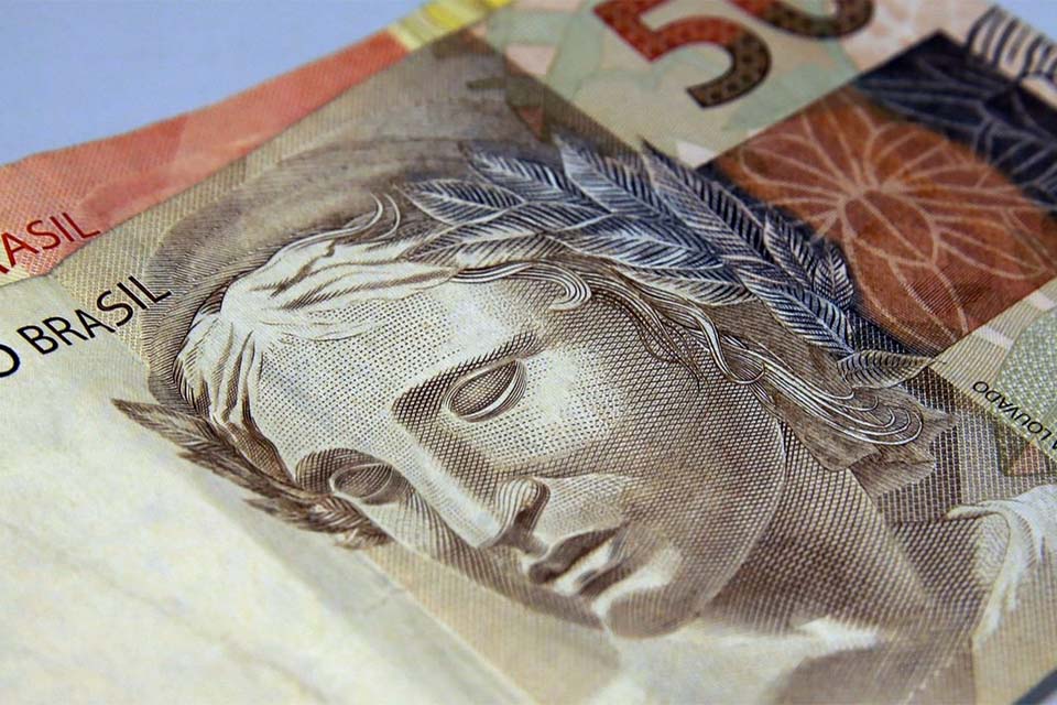 Contas públicas devem fechar o ano com défcit de R$ 787,45 bilhões