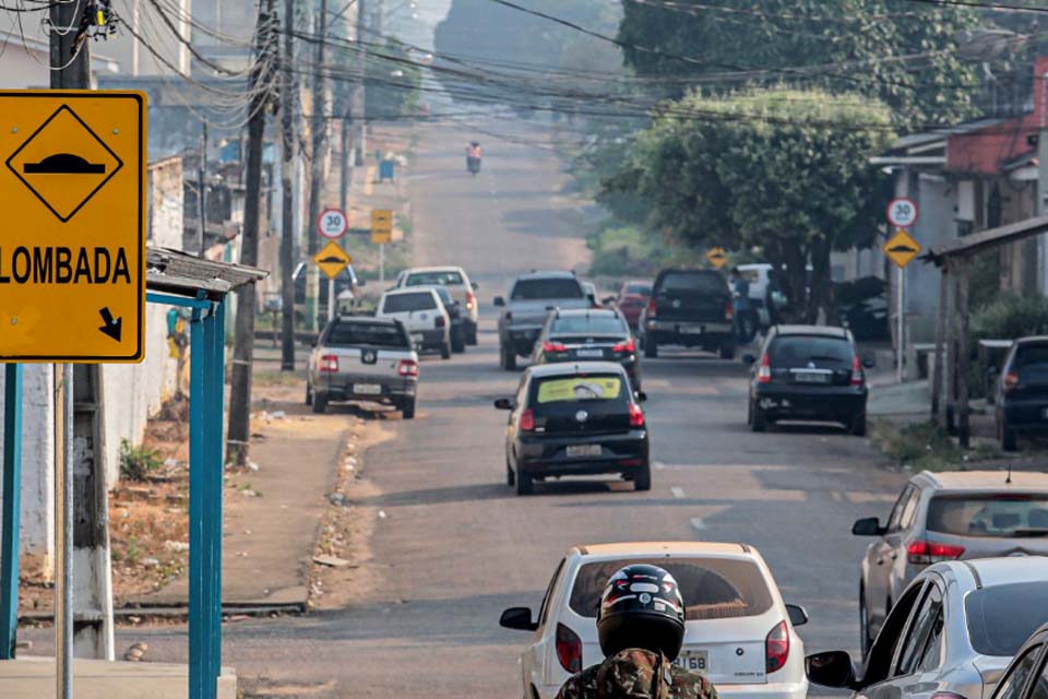 Furtos de placas de sinalização geram insegurança no trânsito de Porto Velho