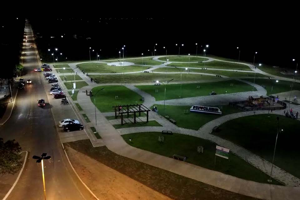 Segunda etapa das obras da Praça Flor da Paineira é inaugurada no município