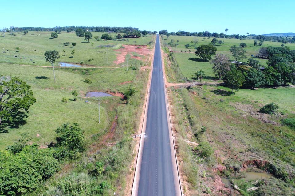 Primeiro lote de pavimentação asfáltica é concluído na Rodovia TransRondônia