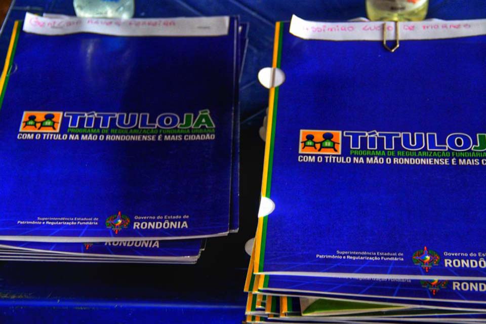 Mais 70 moradores são contemplados com títulos definitivos pelo programa “Título Já”