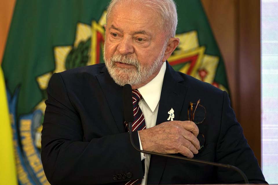 Lula anuncia aliança com Indonésia e Congo por florestas tropicais