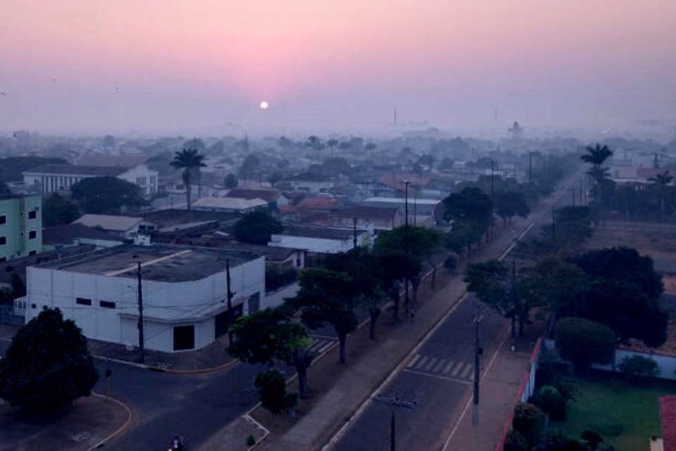 Queimadas: cidade começa mês de setembro coberta por fumaça