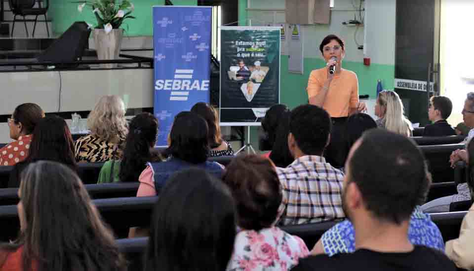 Professores de Ouro Preto participam de palestra de educação empreendedora  