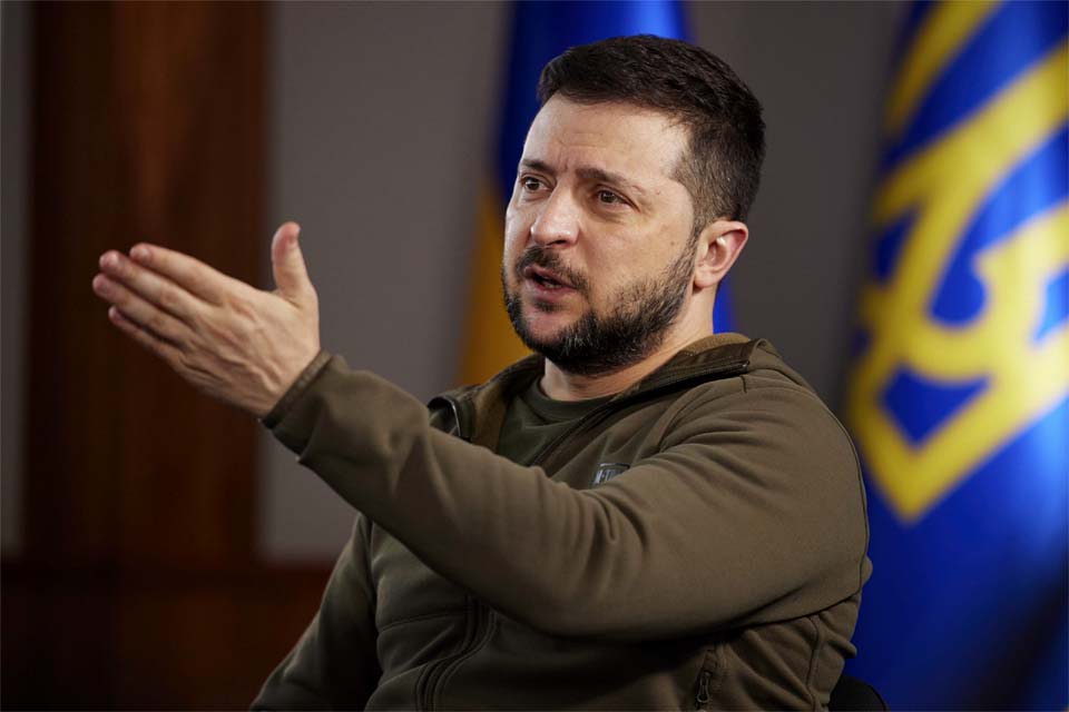 Volodymyr Zelensky afirma que ventos radioativos podem atingir a Europa