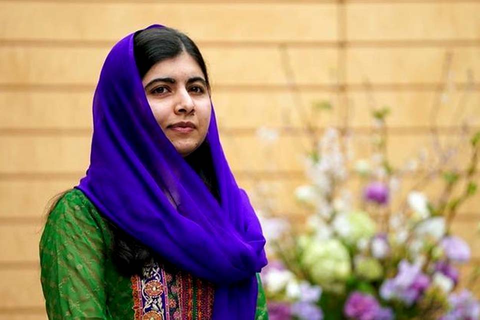 Malala Yousafzai pede que líderes mundiais adotem ação no Afeganistão