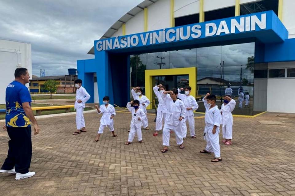 Pais e alunos do Talentos do Futuro prestigiam inauguração da primeira etapa da Vila Olímpica de Porto Velho