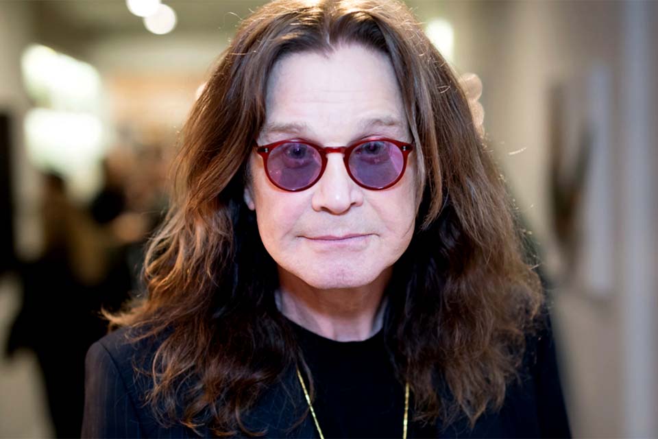 Ozzy Osbourne passa por cirurgia que deve 'determinar o resto de sua vida'