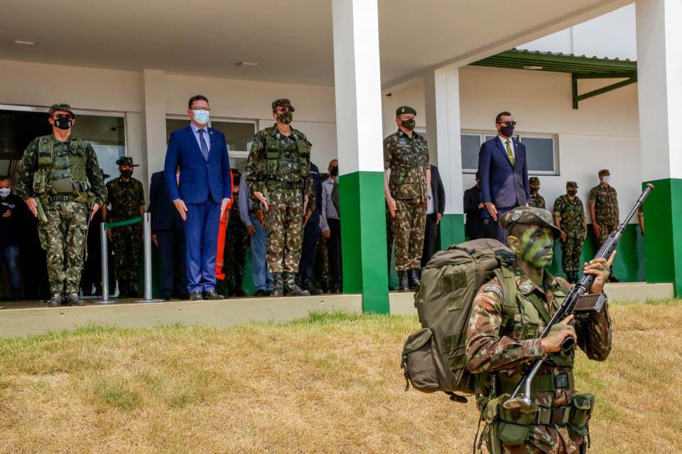 Governador Marcos Rocha participa de formatura militar e de inauguração da nova sede do comando da 17ª Brigada em Porto Velho