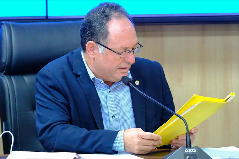 Deputado Pedro Fernandes propõe implantação de serviço de monitoramento de violência escolar em Rondônia