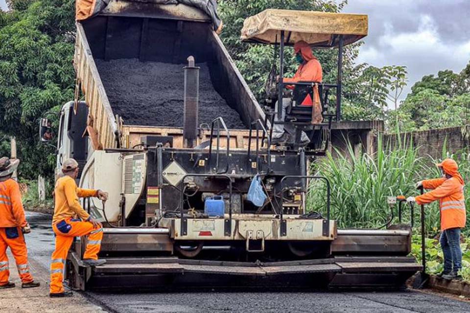 Frente de serviço do DER inicia recapeamento de 6 quilômetros da Estrada da Penal, em Porto Velho