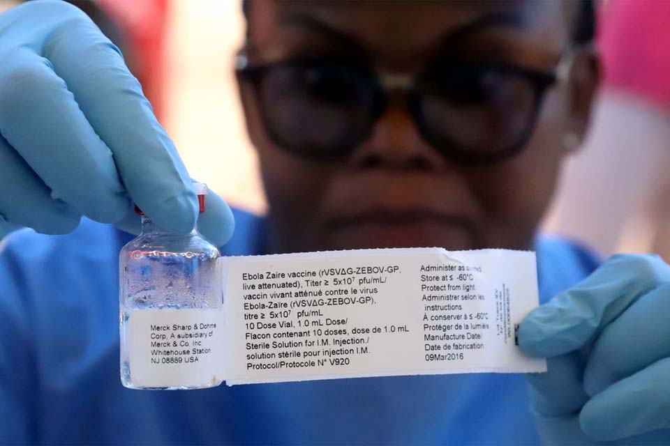 OMS declara surto de ebola uma emergência internacional