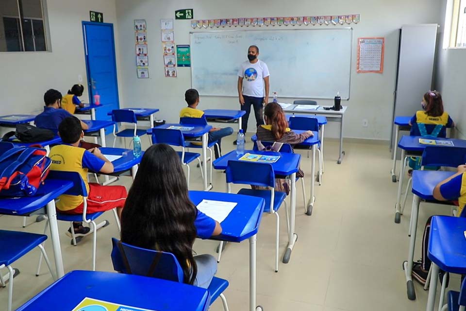 Curso de mestrado é financiado a professores da rede municipal em Porto Velho