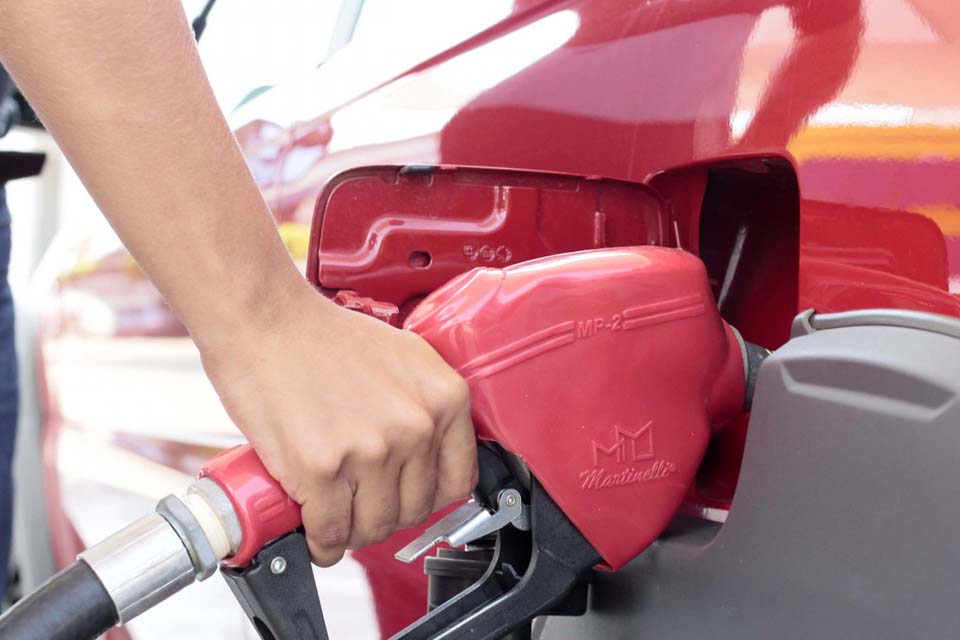 Petrobras anuncia aumento da gasolina e do gás de cozinha