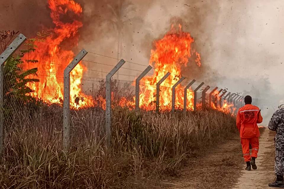 Governo de Rondônia decreta suspensão do uso do fogo por 90 dias para combater queimadas