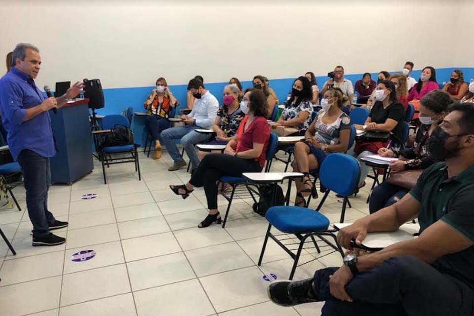 Conselheiros do TCE-RO destacam oportunidade de alavancar a educação durante encontro de formação