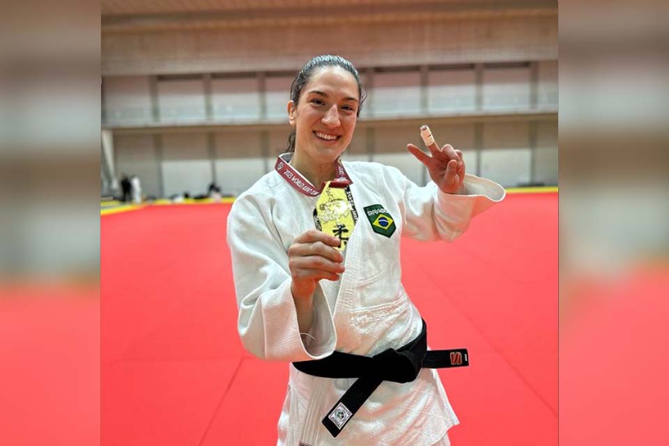 Mayra Aguiar conquista ouro no Grand Slam de Tóquio de judô