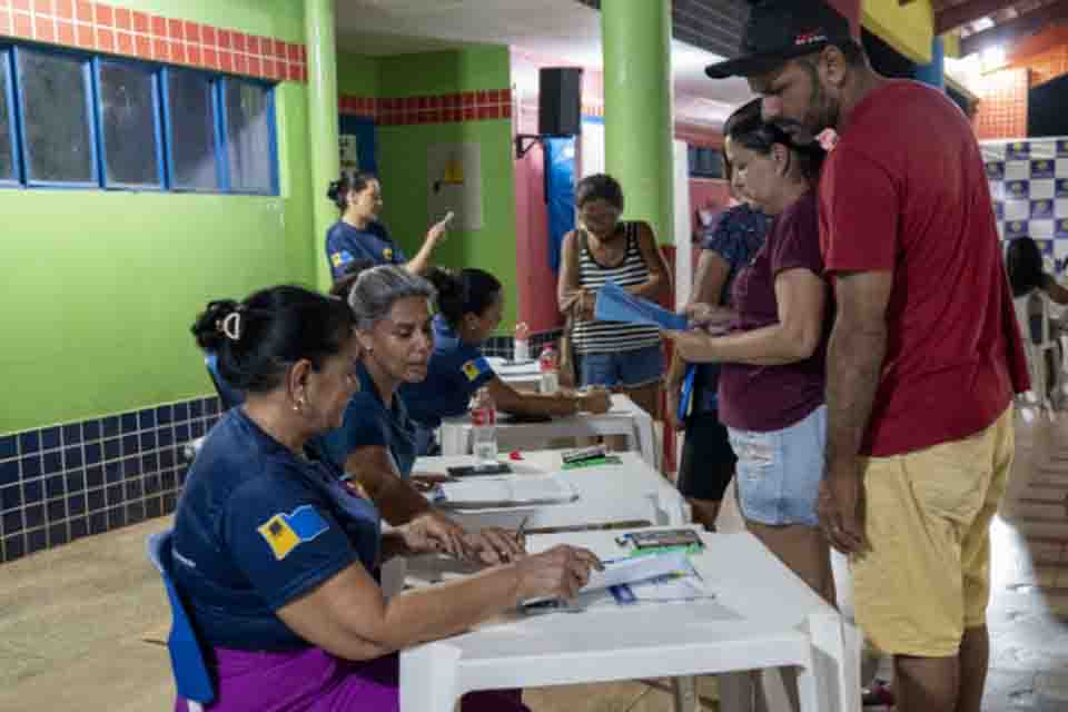 Programa de Regularização Fundiária de Porto Velho entrega títulos no bairro Rosalina de Carvalho