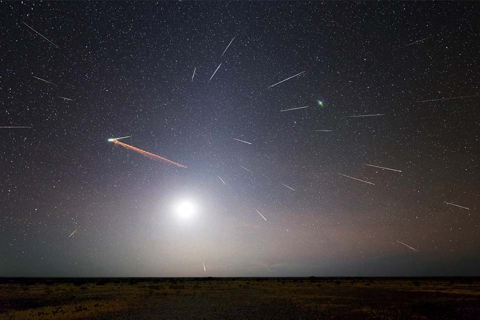 Chuva de meteoros acontece nesta madrugada