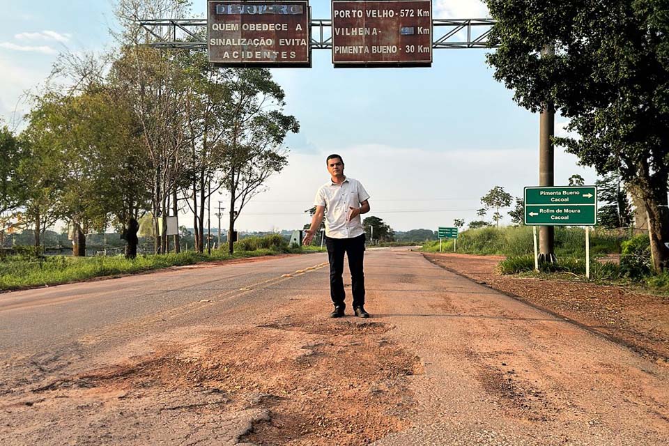 Deputado Cássio Gois solicita recuperação de trechos críticos da RO-489