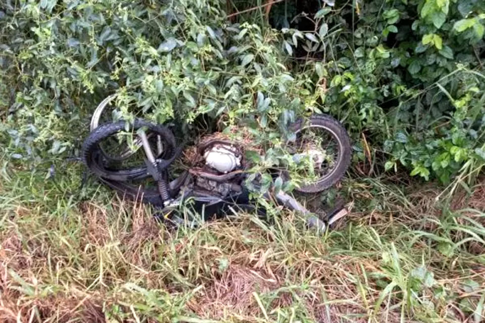 Motociclista tem cabeça separada do corpo em acidente na BR-364 