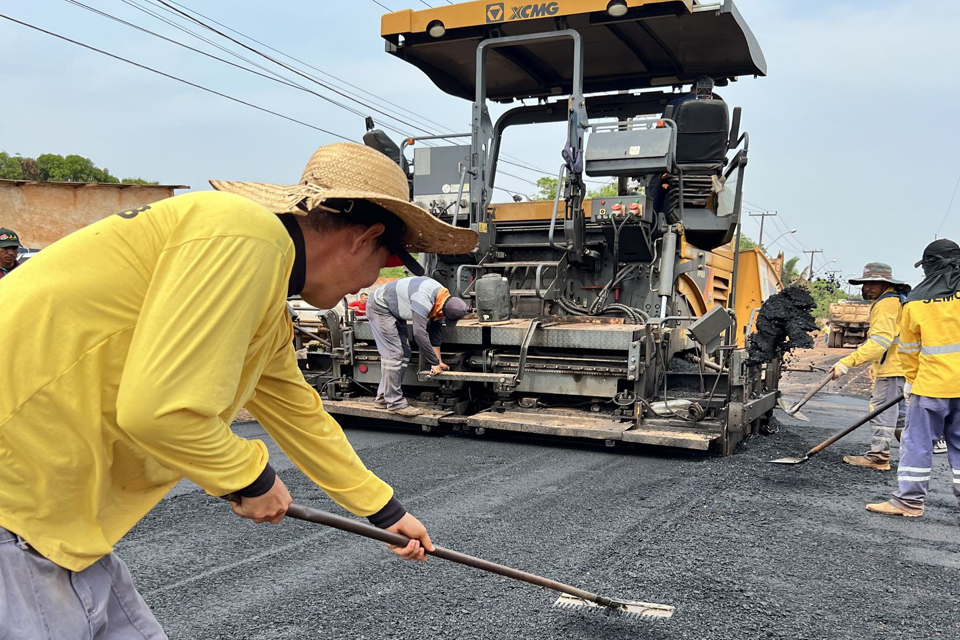 Mais um trecho da avenida Calama recebe o serviço de pavimentação