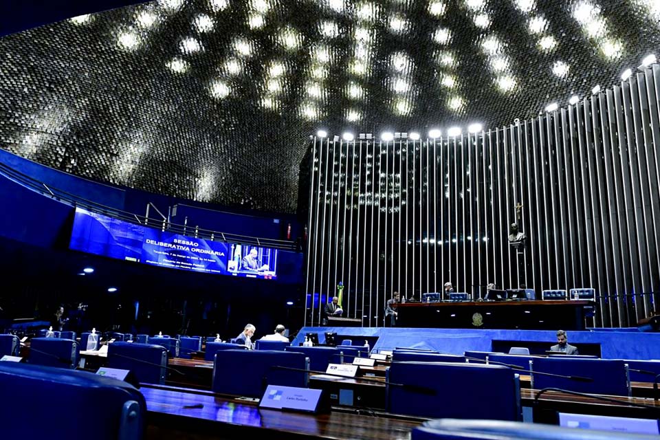 Senadores aprovam criação de delegacias de atendimento à mulher