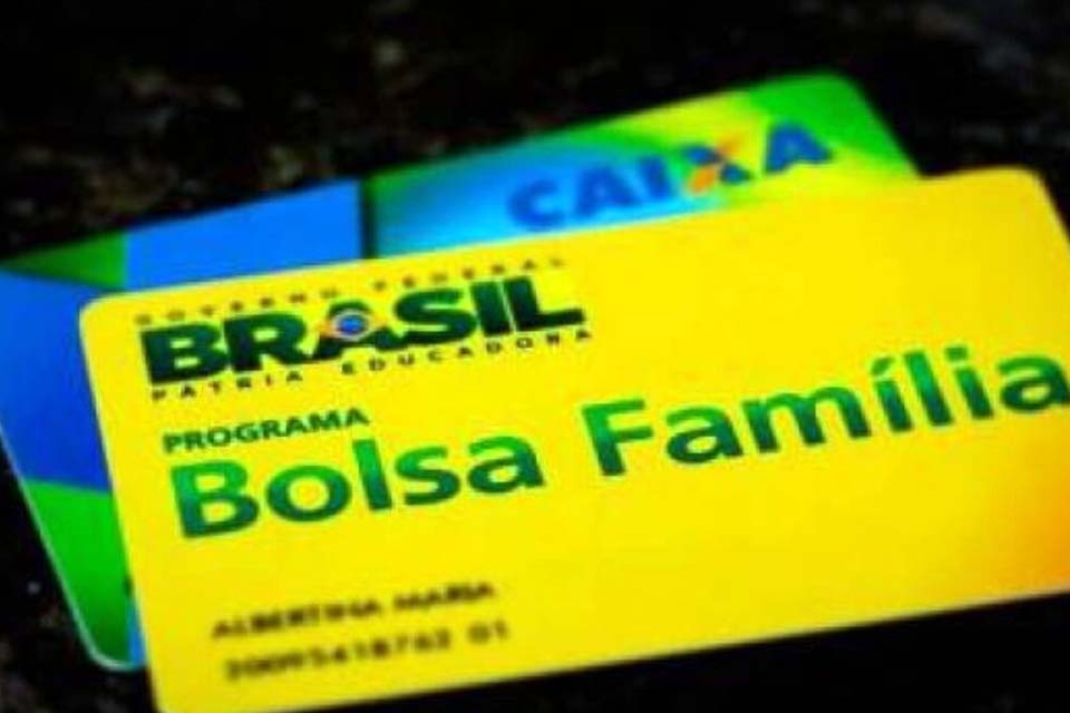 Governo retoma consignado do Bolsa Família com novas regras