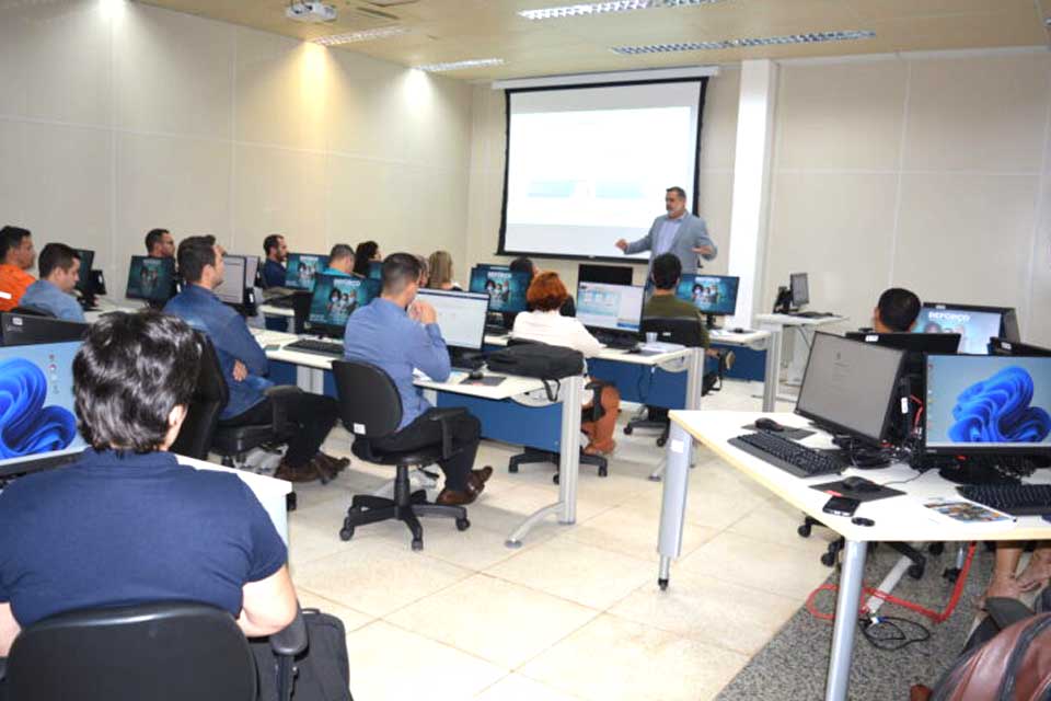 Técnicos participam de treinamento para formação de multiplicadores da Plataforma Transferegov.br em Rondônia