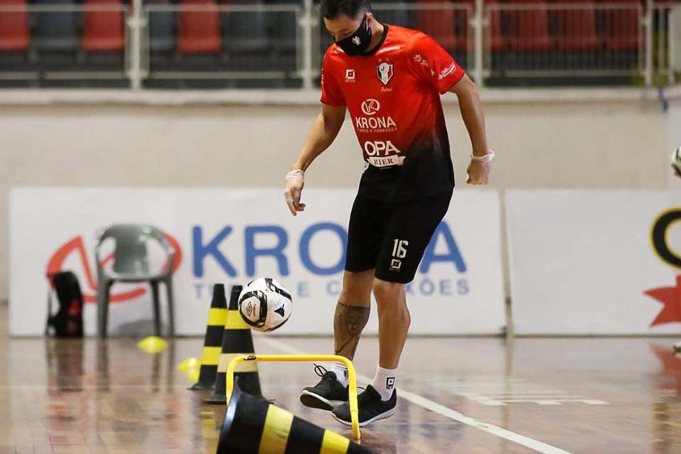 De volta aos treinos, times aguardam início da Liga Nacional de Futsal