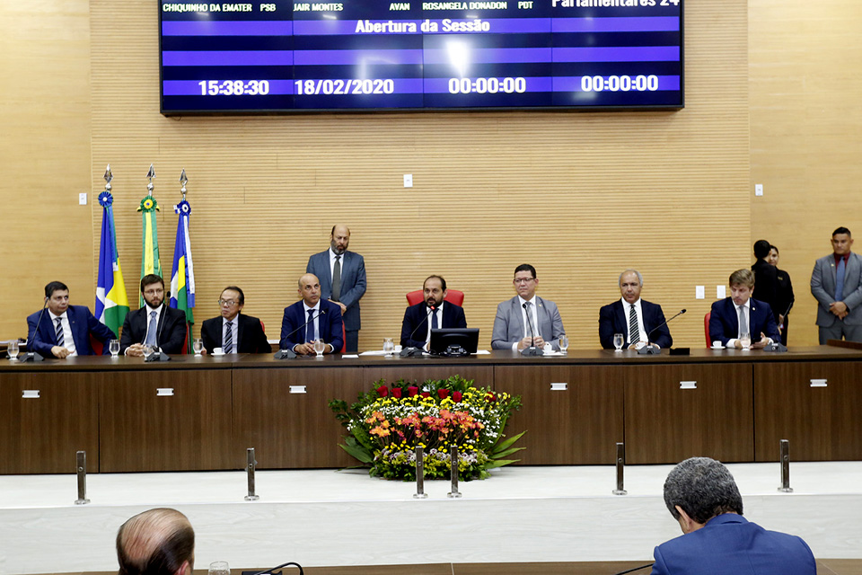 Laerte Gomes abre ano legislativo mostrando economia de R$ 50 milhões na Assembleia