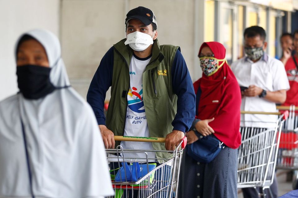 Novo coronavírus leva Equador a colapso sanitário