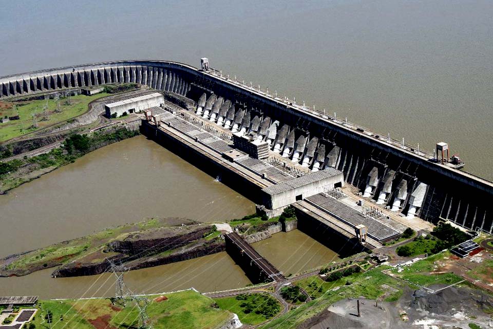 Governo indica Francisco Ferreira como diretor brasileiro da Itaipu