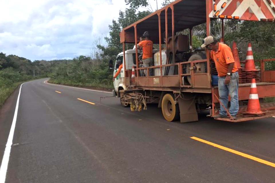  Sinalização horizontal na Rodovia 391, que interliga município à BR-364 é instalada