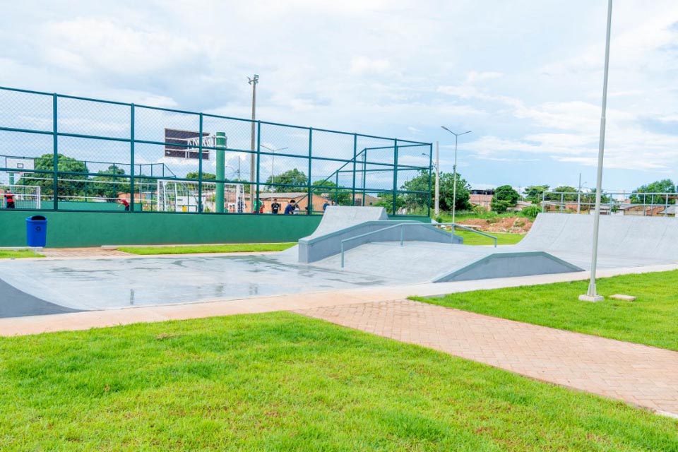 Prefeitura de Porto Velho entrega Praça Flamboyant para a população da zona Leste