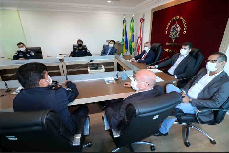 MPRO e MPC discutem valorização de policiais militares com Comando da PM