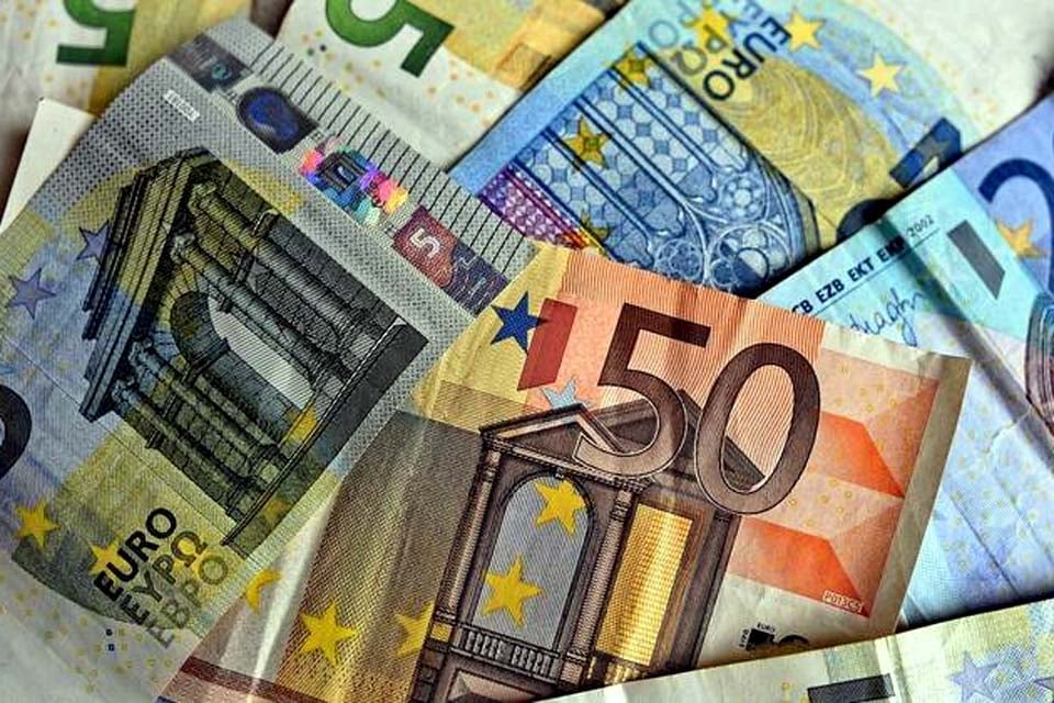 Croácia adota o euro como moeda oficial em 1º de janeiro