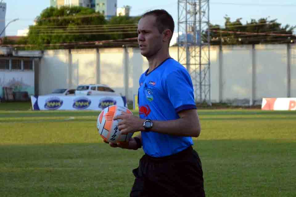 Árbitro rondoniense, Jonathan Antero, apitará São Raimundo-AM x Manaus-AM