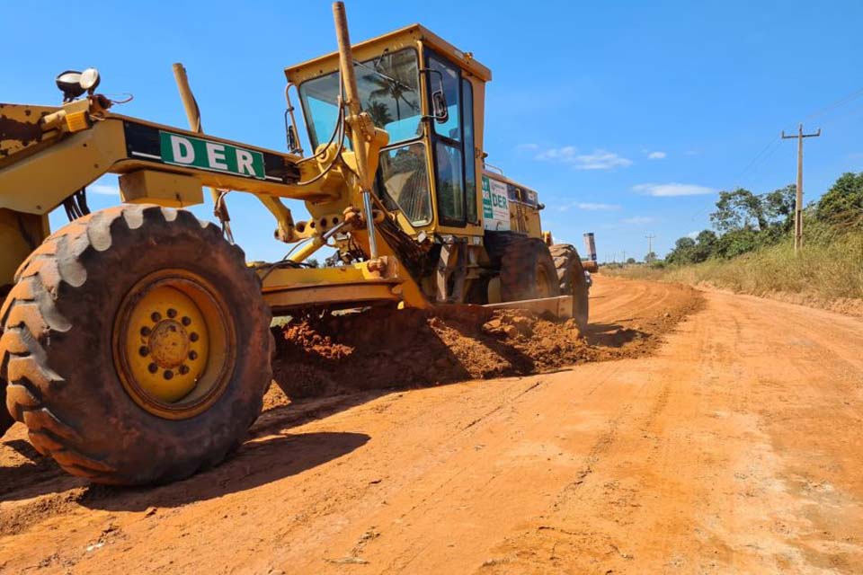 Regional do DER executa manutenção e melhorias nas rodovias 370, 494 e 495