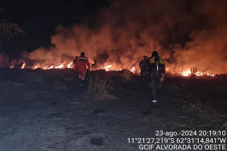 Marcos Rocha envia Força-Tarefa para eliminar incêndios florestais em Alvorada do Oeste