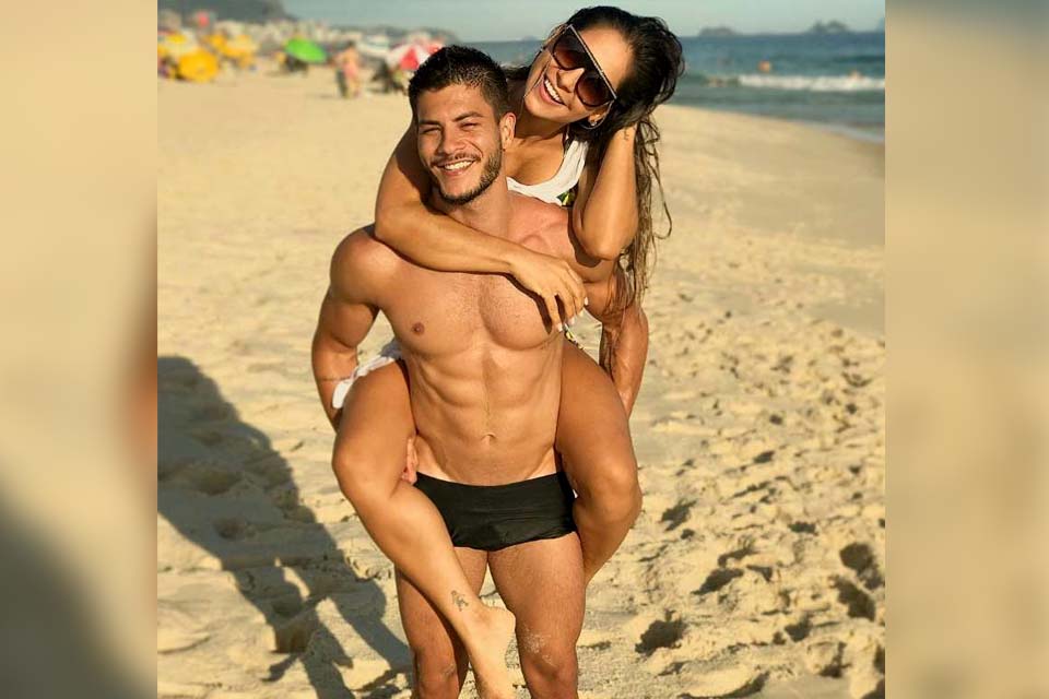 Mayra Cardi fala sobre reatar o casamento com Arthur Aguiar